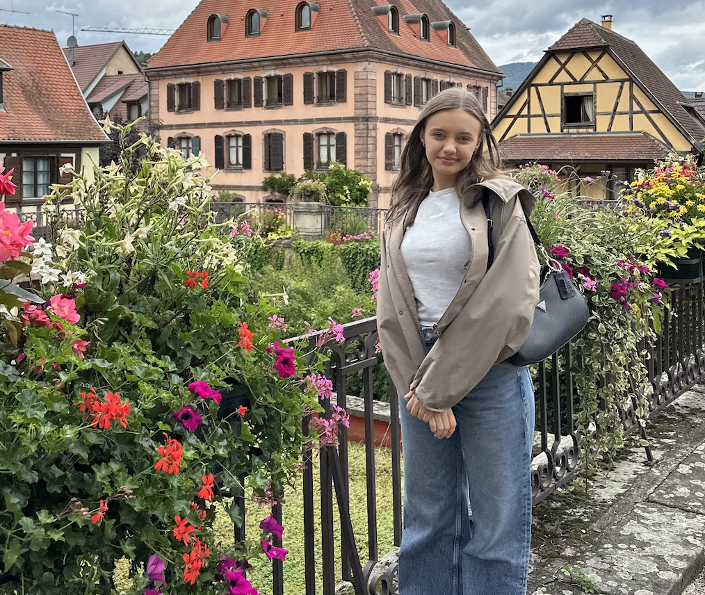 Ioana Nastasa studenta la Ibsen la limba spaniola